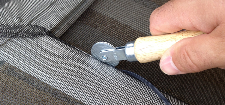 metal screen door repair in Los Alamitos